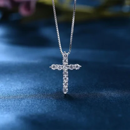 Luxury Chain Cross Necklace - Image 4