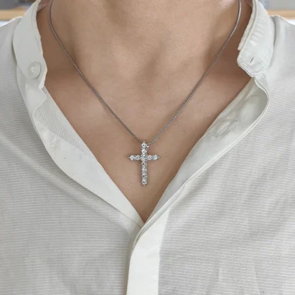 Luxury Chain Cross Necklace - Image 2