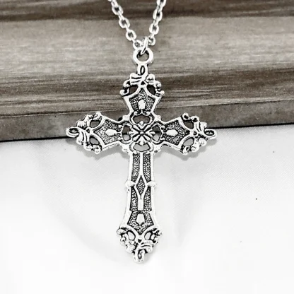 Vintage-style Cross Necklaces - Image 3