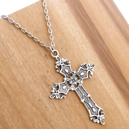 Vintage-style Cross Necklaces - Image 6