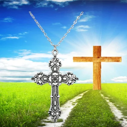 Vintage-style Cross Necklaces - Image 7